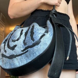 BEHNO SHOULDER HANDBAG